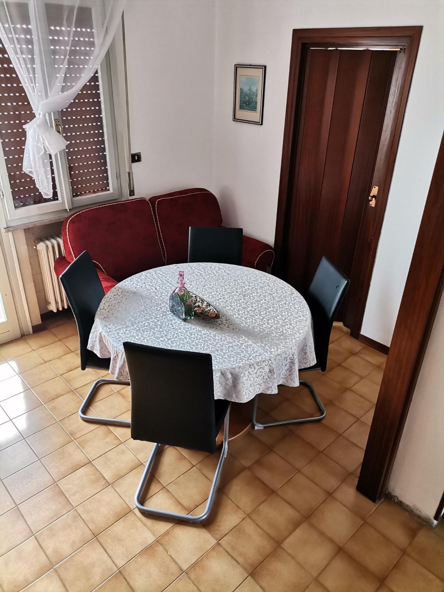 Camera In Appartamento Pordenone Exteriér fotografie