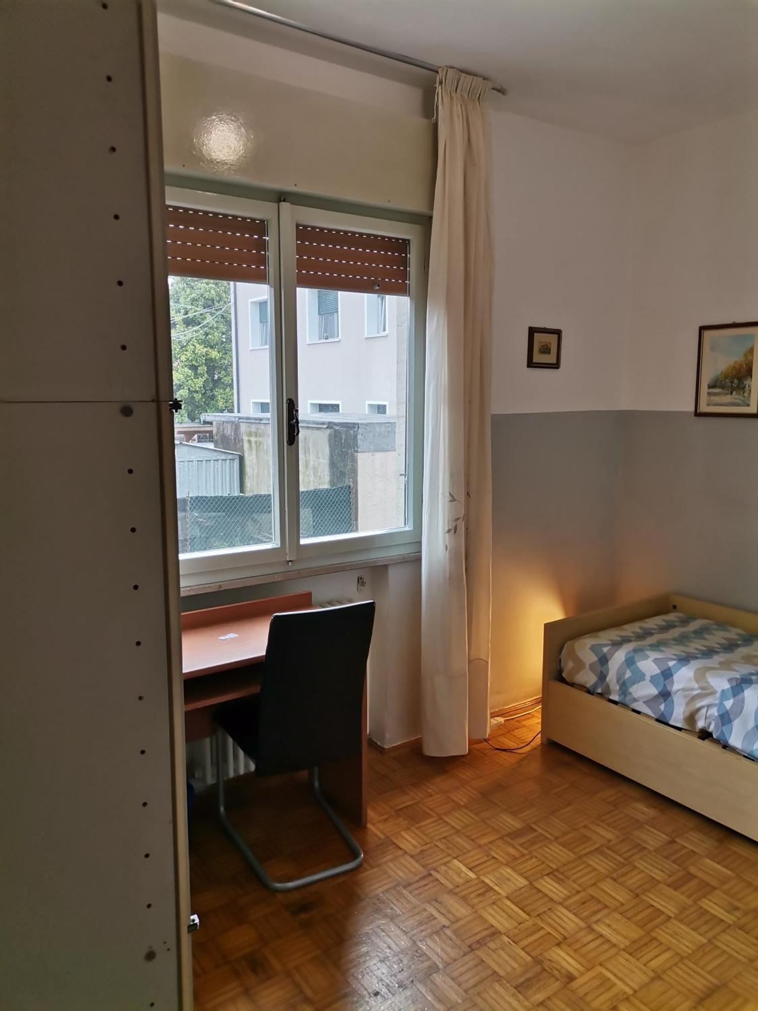 Camera In Appartamento Pordenone Exteriér fotografie